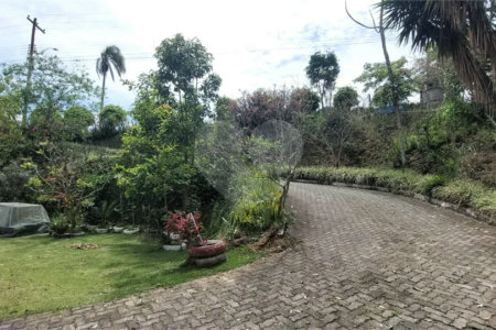 LINDA CHÁCARA A VENDA - CONDOMINIO ALPES D'OURO - BOM JESUS DOS PERDÕES