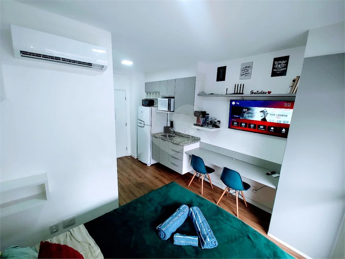Studio Mobiliado na República – 22m² com Varanda