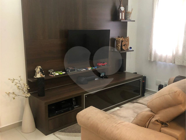 Apartamento à venda com 3 quartos, sendo 1 suíte,  em Vila Guilherme, São Paulo, SP