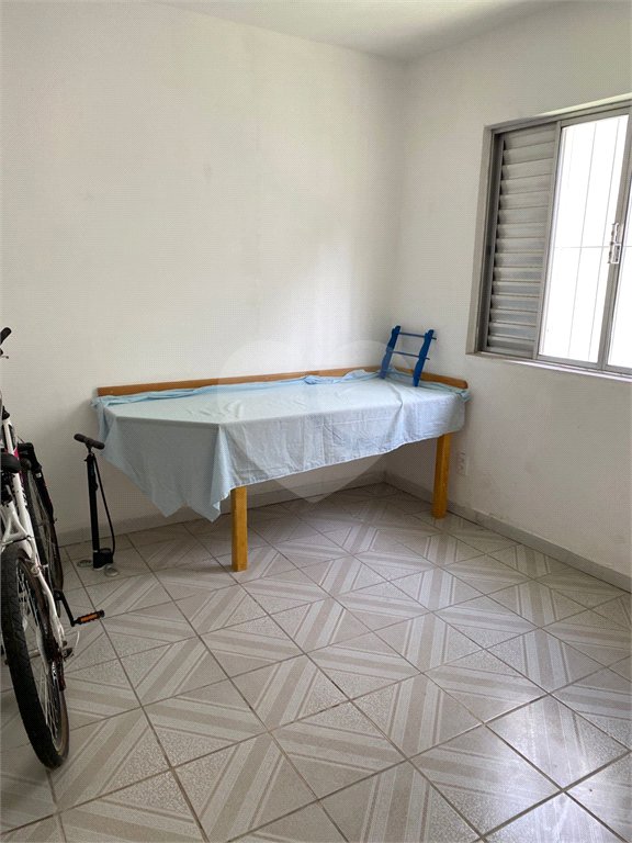 Sobrado à venda com 4 quartos, sendo 2 suítes, em Paraisópolis, São Paulo, SP