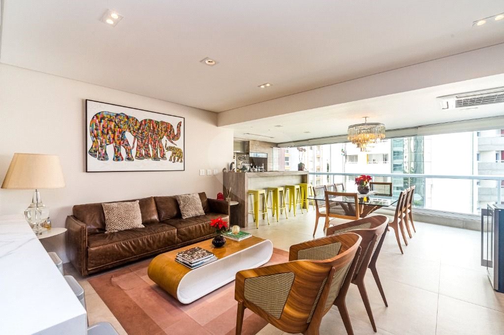 Apartamento à venda com 3 suítes em Perdizes, São Paulo, SP