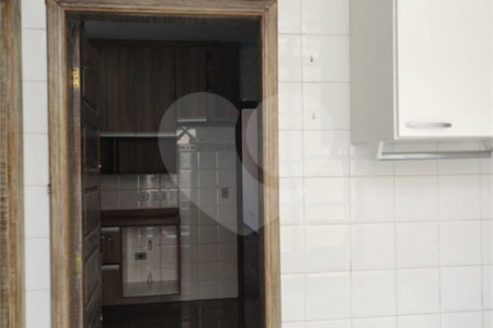 Sobrado à venda com 3 quartos, sendo 1 suíte, em Parque Ipê, São Paulo, SP