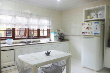 Sobrado à venda com 3 quartos, sendo 1 suíte, em Campo Belo, São Paulo, SP