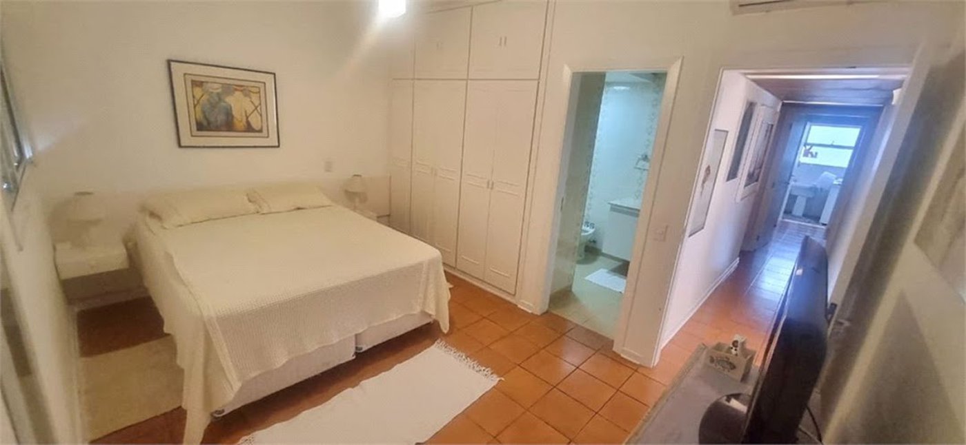 Apartamento porteira fechada com vista para o mar e lazer completo em Pitangueiras – Guarujá