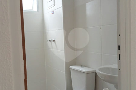 Apartamento para alugar com 2 quartos em Santa Cruz, Rio de Janeiro, RJ