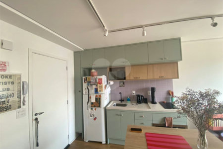 Apartamento à venda com 12 quartos, sendo 1 suíte,  em Vila Pompéia, São Paulo, SP