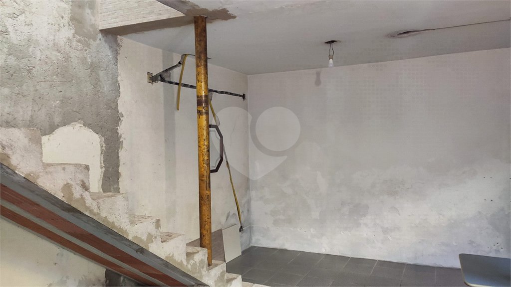 Casa à venda com 4 quartos, sendo 1 suíte, no condomínio Travessa Jacob,38, São Paulo - SP