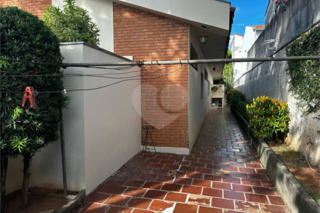 Casa à venda com 4 quartos, sendo 2 suítes, em Vila Aparecida, Itapetininga, SP