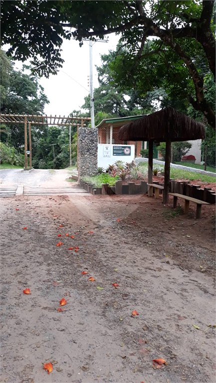 Casa à venda com 6 quartos, sendo 4 suítes, no condomínio Recanto dos Palmares, Atibaia - SP