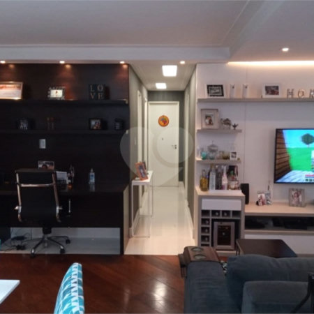 Apartamento à venda com 3 suítes em Vila Suzana, São Paulo, SP