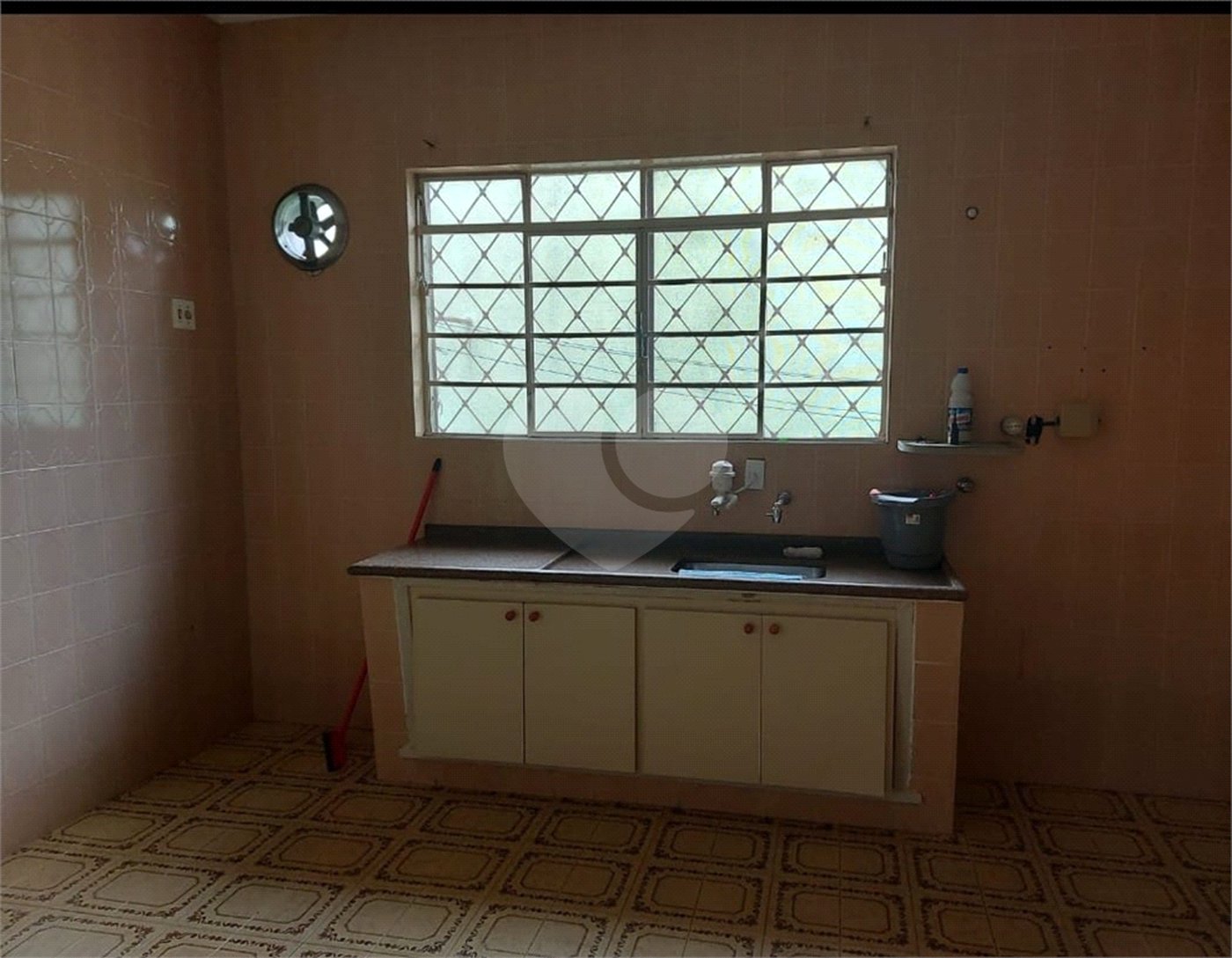 Sobrado à venda com 3 quartos em Tremembé, São Paulo, SP