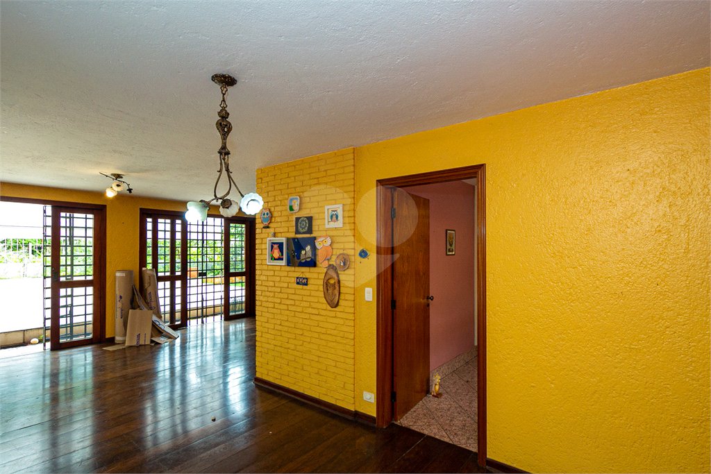 Casa à venda com 4 quartos, sendo 1 suíte, em Jardim Marajoara, São Paulo, SP