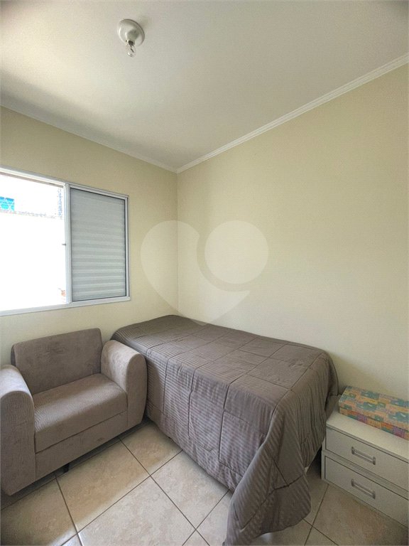 Casa à venda com 3 quartos, sendo 1 suíte,  no condomínio Montpellier, Mogi das Cruzes - SP