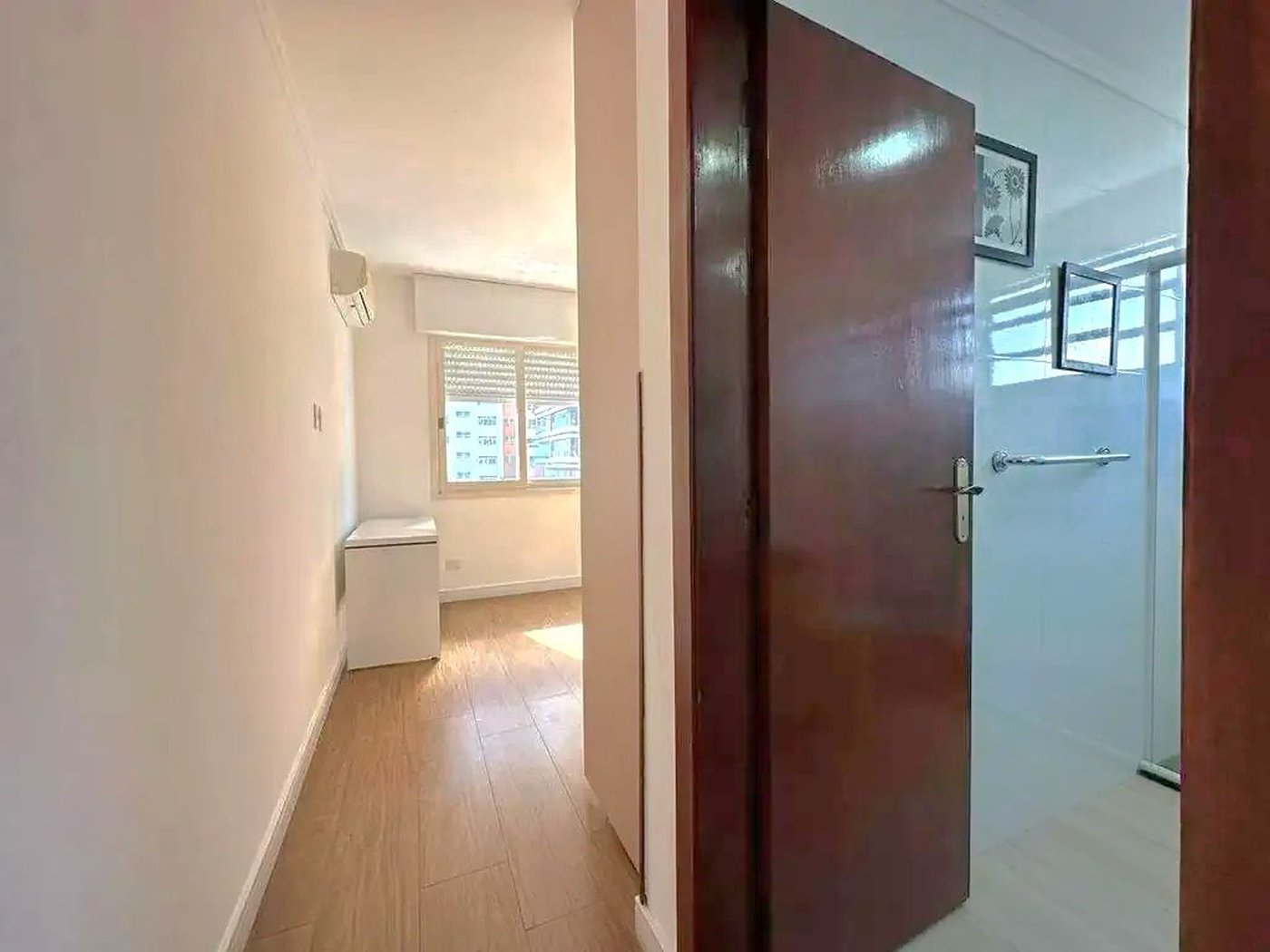 Apartamento perto da praia com 4 dormitórios à venda, 184 m² por R$ 980.000 - Gonzaga - Santos/SP
