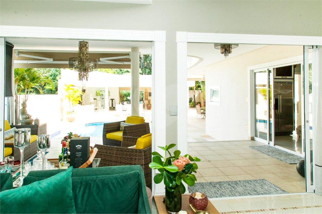 Casa à venda com 5 suítes no condomínio Terras de Vinhedo, Vinhedo - SP
