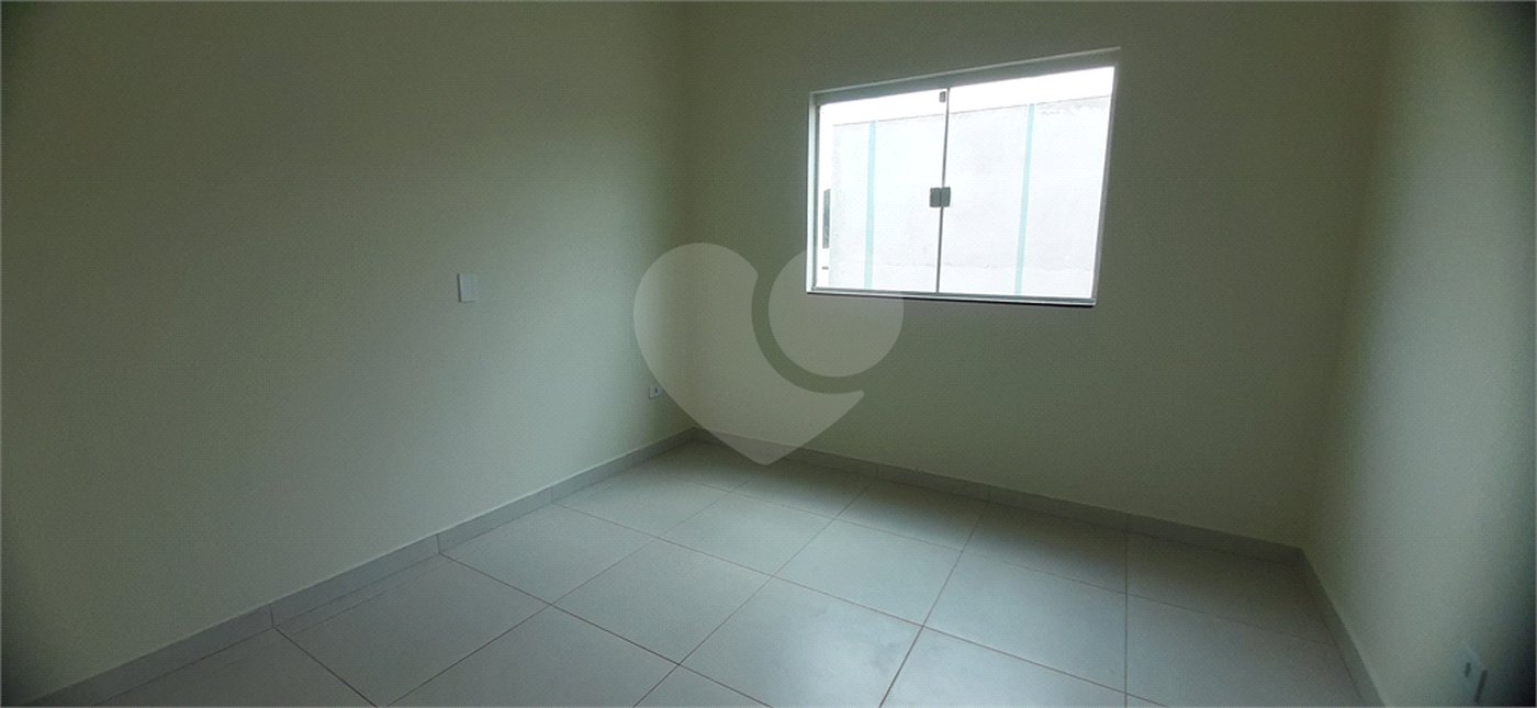 Sobrado à venda com 3 quartos, sendo 1 suíte, em Laranjeiras, Caieiras, SP
