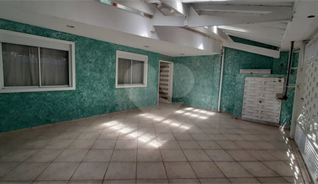 Sobrado à venda com 4 quartos, sendo 2 suítes, em Tremembé, São Paulo, SP