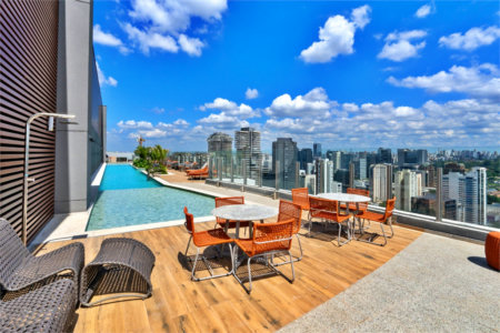 Apartamento à venda com 4 quartos, sendo 2 suítes,  em Jardim das Acácias, São Paulo, SP