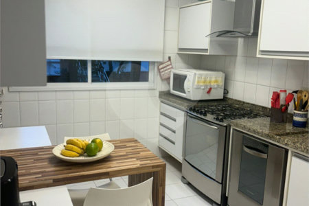 Casa à venda com 4 suítes no condomínio Saint James Special Houses, São Paulo - SP