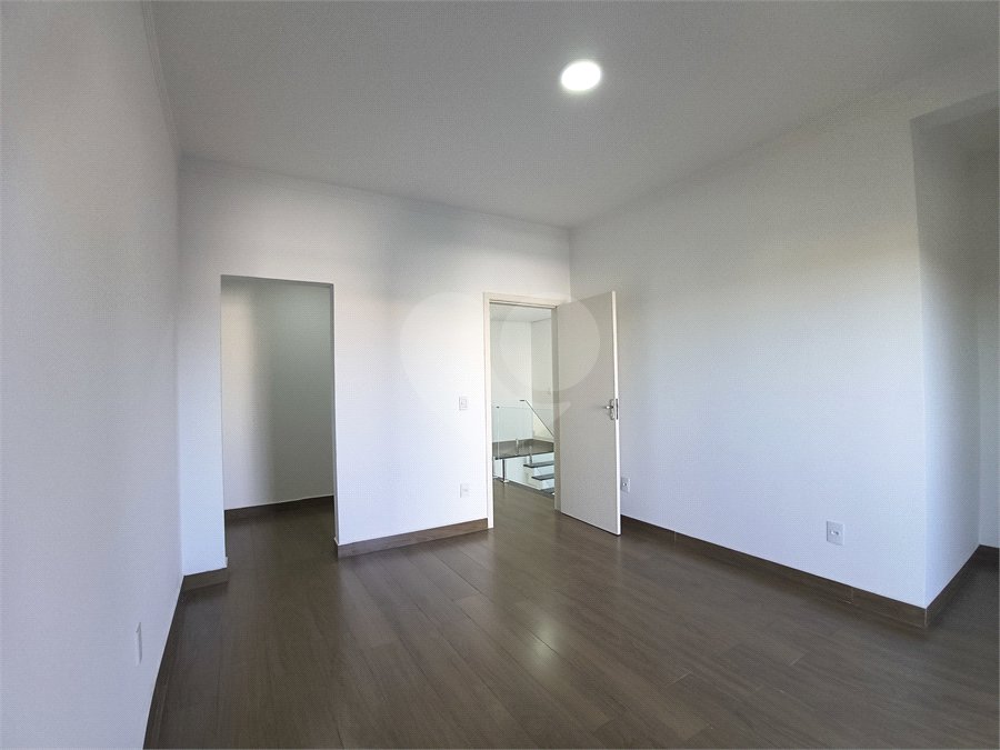 Casa à venda com 3 suítes no condomínio Terras de São Francisco, Sorocaba - SP