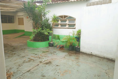 Casa à venda ou para alugar com 7 quartos, sendo 2 suítes, em Jardim Peri Peri, São Paulo, SP