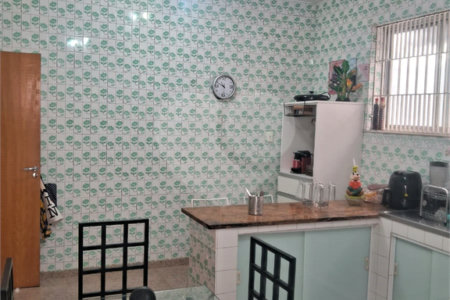 Casa à venda com 3 quartos, sendo 2 suítes, no condomínio Rio Bon, Rio de Janeiro - RJ