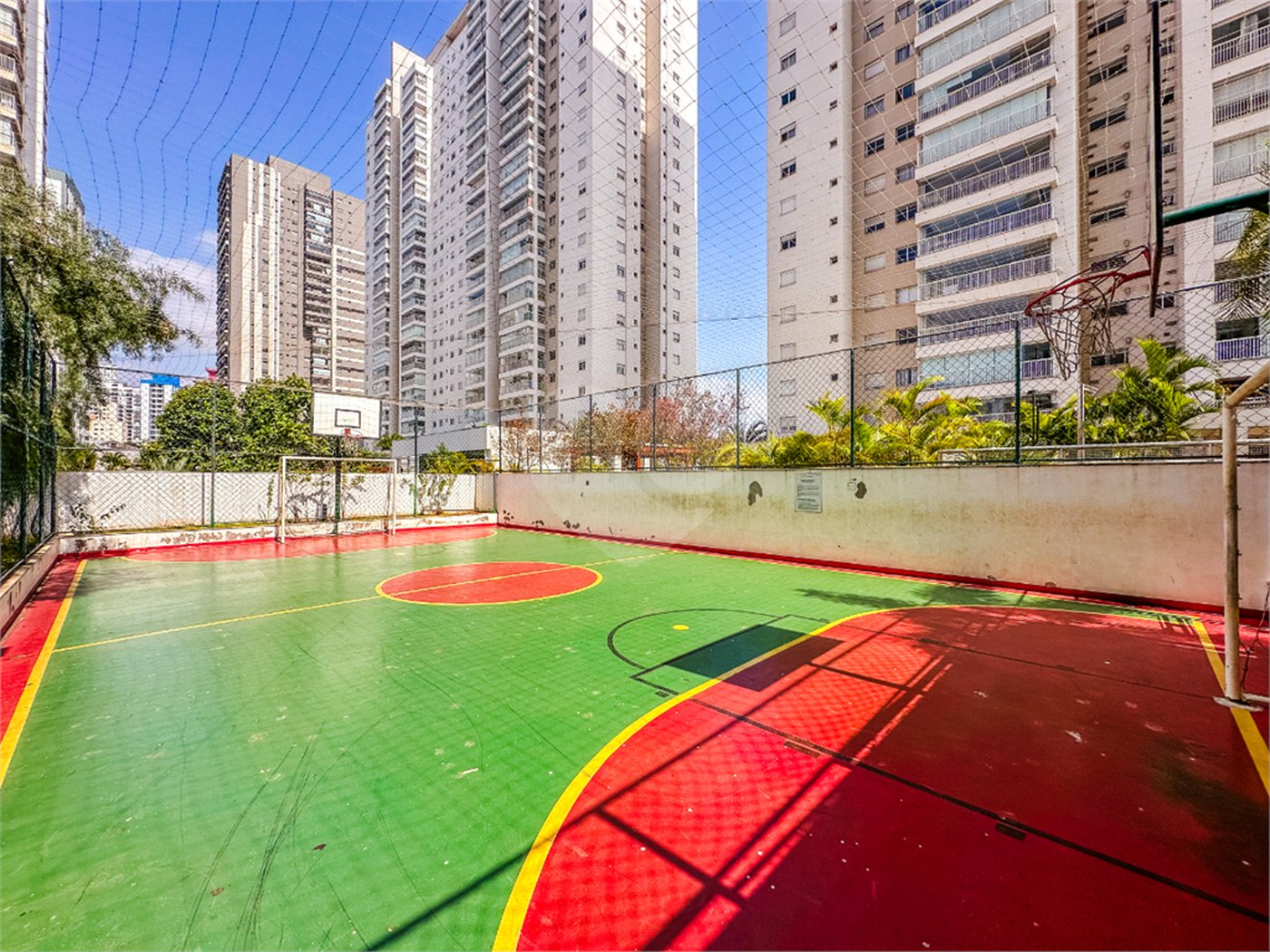 Apartamento à venda com 3 quartos, sendo 2 suítes,  em Tatuapé, São Paulo, SP