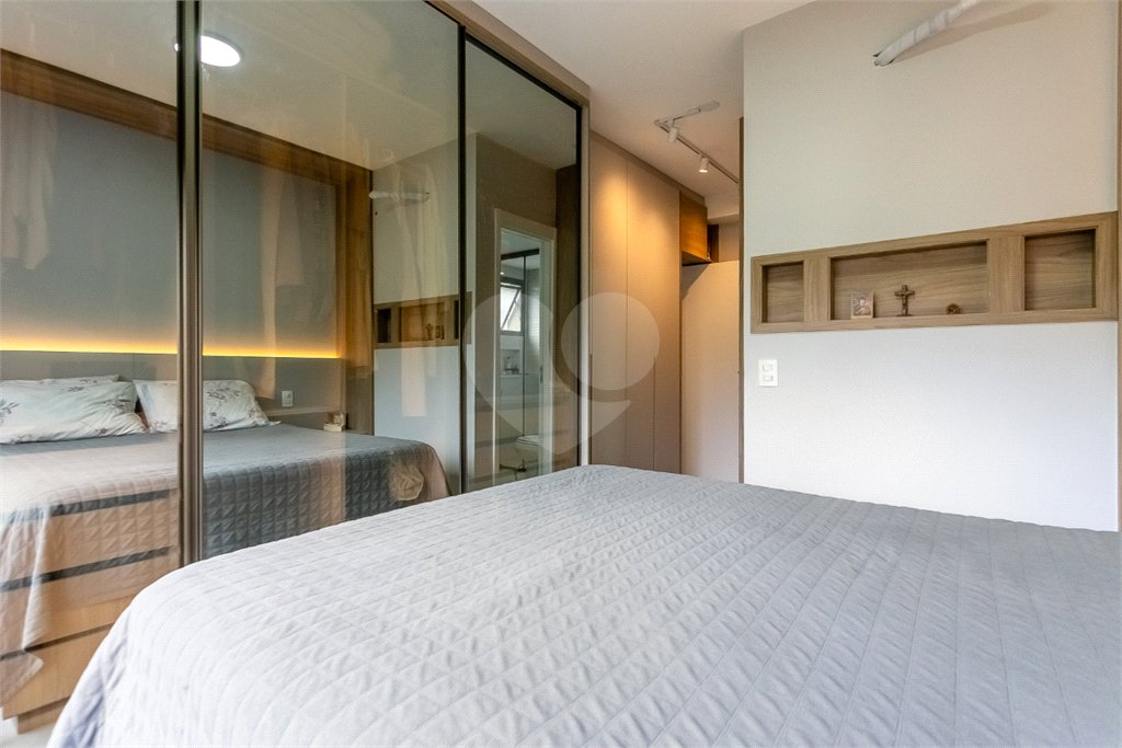 Apartamento à venda com 3 suítes em Jardim Prudência, São Paulo, SP