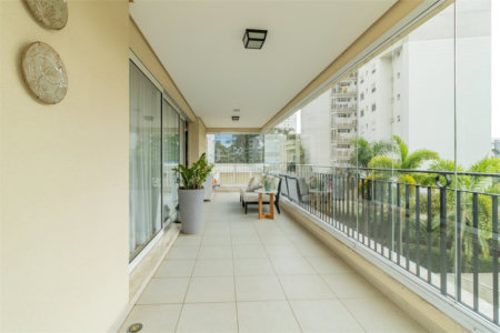 Apartamento à venda com 4 suítes em Vila Mariana, São Paulo, SP