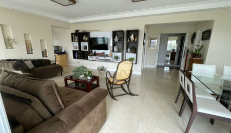 Apartamento à venda com 4 quartos, sendo 3 suítes,  em Perdizes, São Paulo, SP