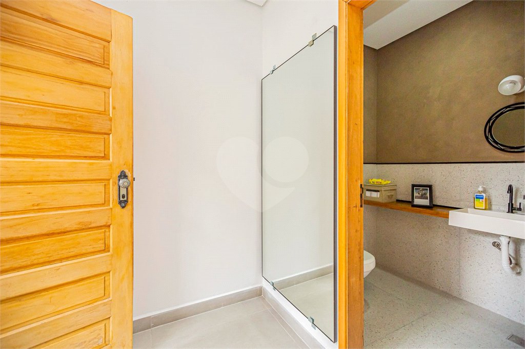 Casa à venda com 5 quartos, sendo 1 suíte,  em Chácara Inglesa, São Paulo, SP