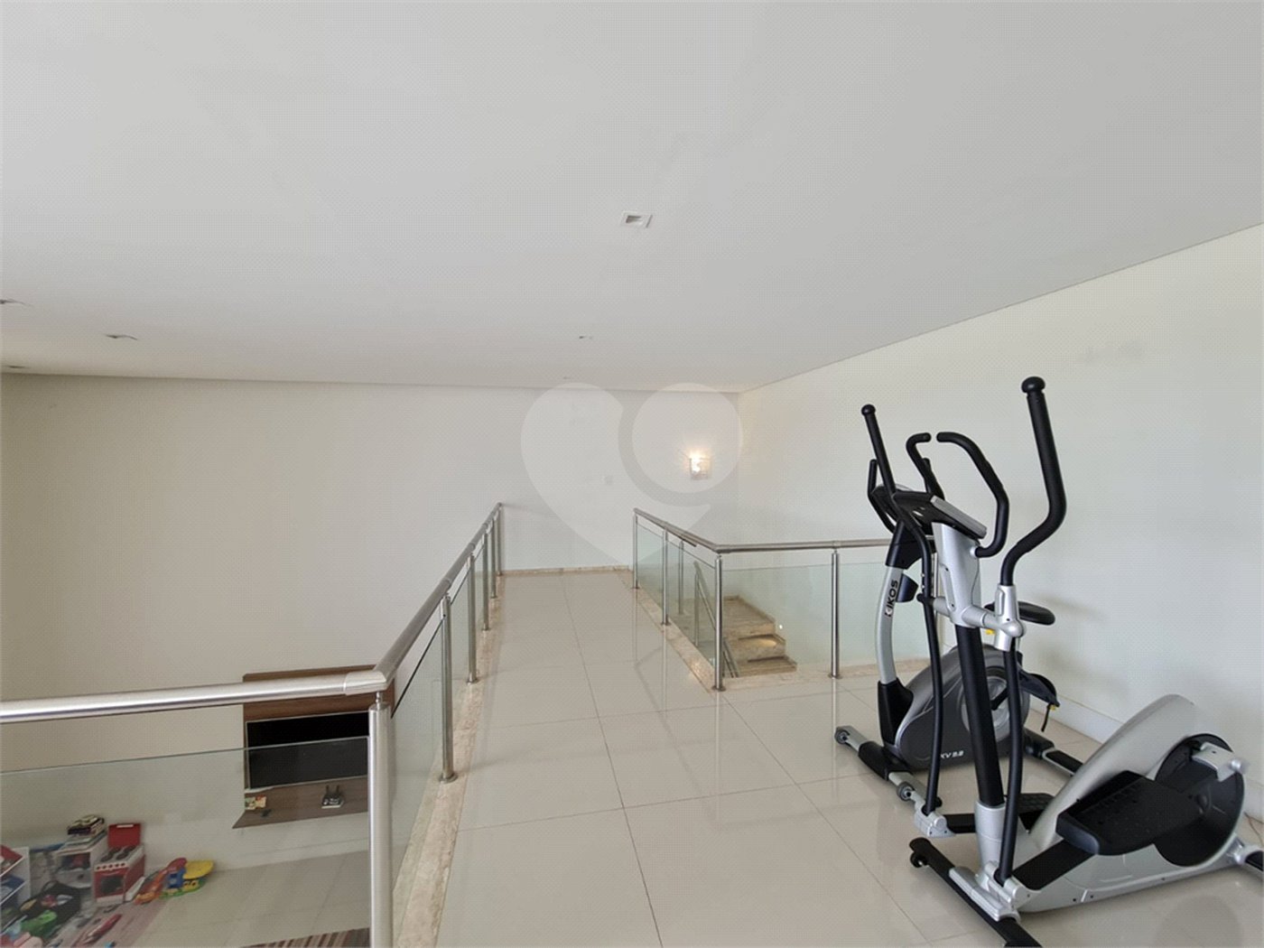 Casa à venda ou para alugar com 4 suítes no condomínio Residencial Jardim Primavera, Louveira - SP