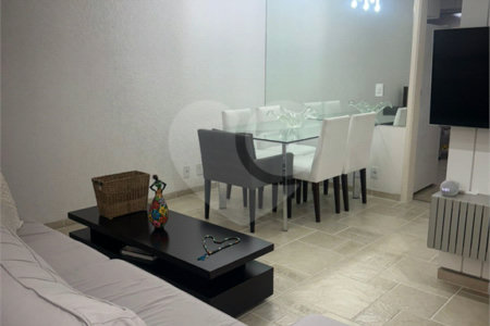 Casa à venda com 3 quartos, sendo 1 suíte, no condomínio Villas de São Francisco, São Paulo - SP