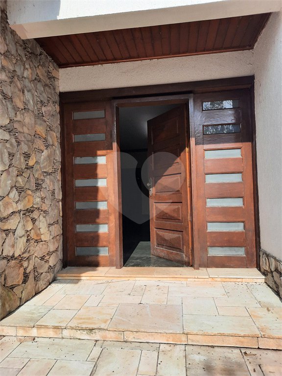 Casa Térrea à venda com 3 suítes em Interlagos, São Paulo, SP