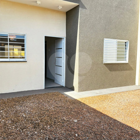 Casa à venda com 2 quartos em Ipê, Três Lagoas, MS