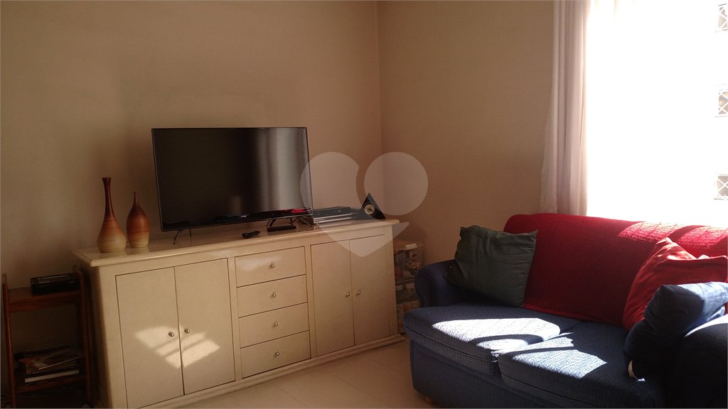Apartamento à venda com 3 quartos, sendo 1 suíte,  em Vila Uberabinha, São Paulo, SP