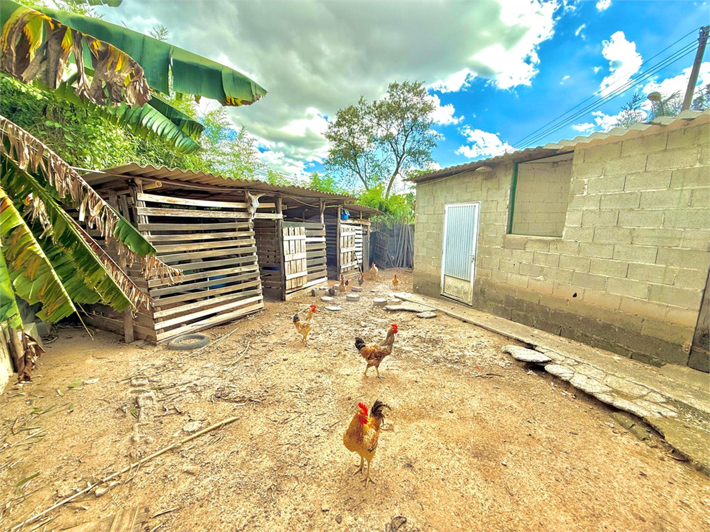 Chácara à venda com 5 quartos, sendo 2 suítes, em Ipanema do Meio, Sorocaba, SP
