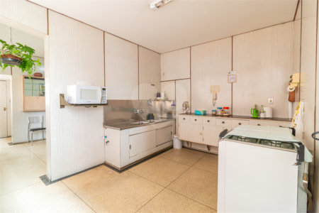 Apartamento à venda com 3 quartos, sendo 1 suíte, em Jardim Paulista, São Paulo, SP