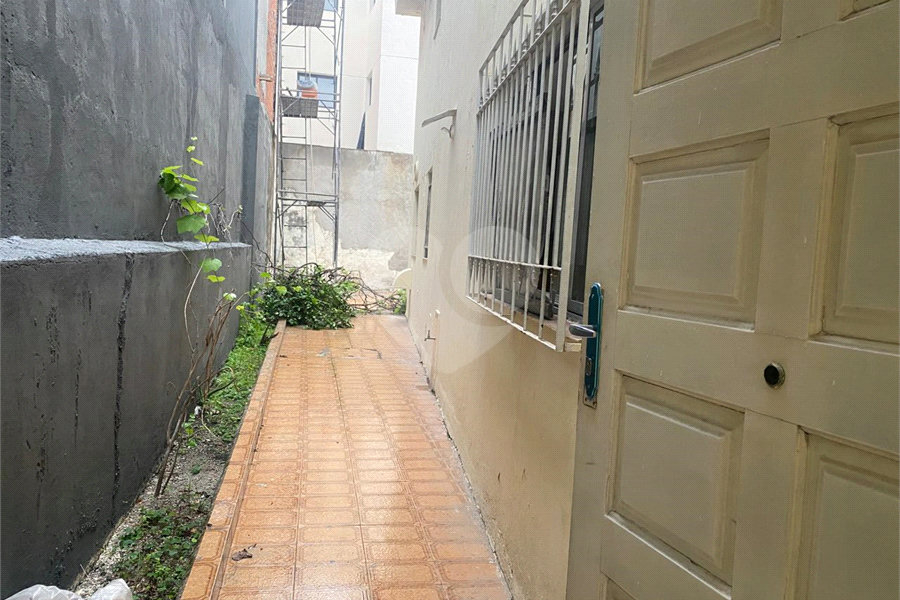 Sobrado à venda com 3 quartos em Bom Retiro, São Paulo, SP