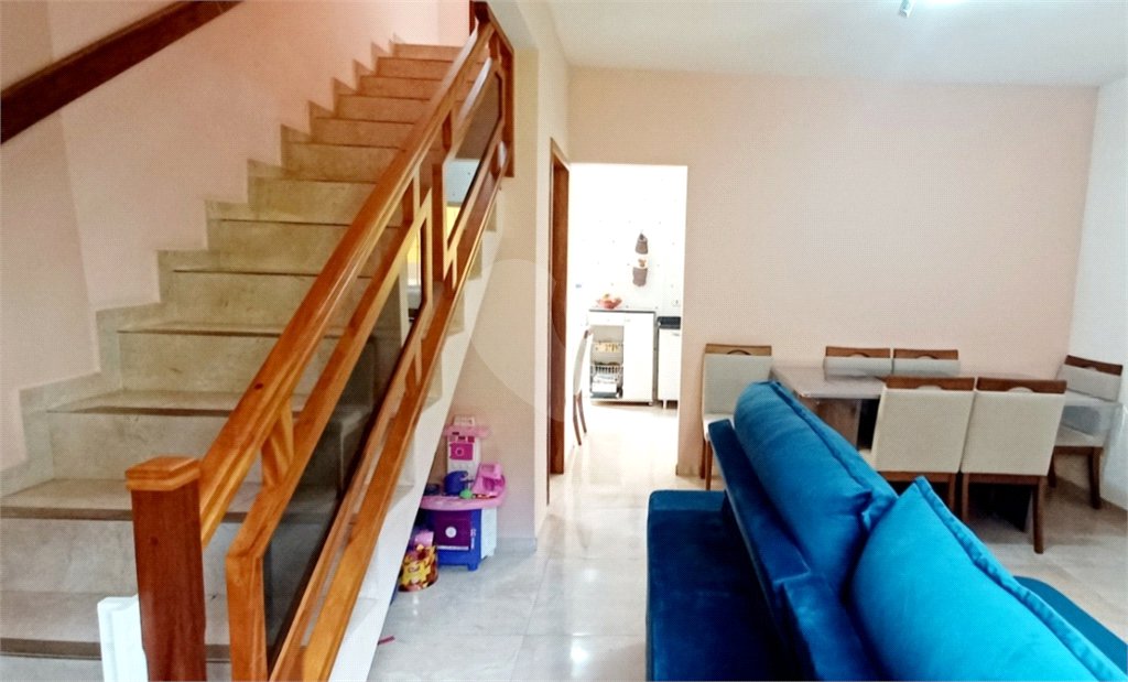 Casa à venda com 2 quartos, sendo 1 suíte, no condomínio Residencial Mirage, Mogi das Cruzes - SP