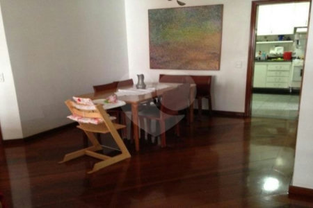 Apartamento à venda com 3 quartos, sendo 2 suítes, em Brooklin, São Paulo, SP