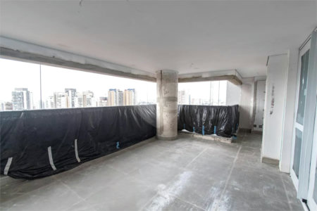 Apartamento à venda com 3 suítes em Vila Firmiano Pinto, São Paulo, SP