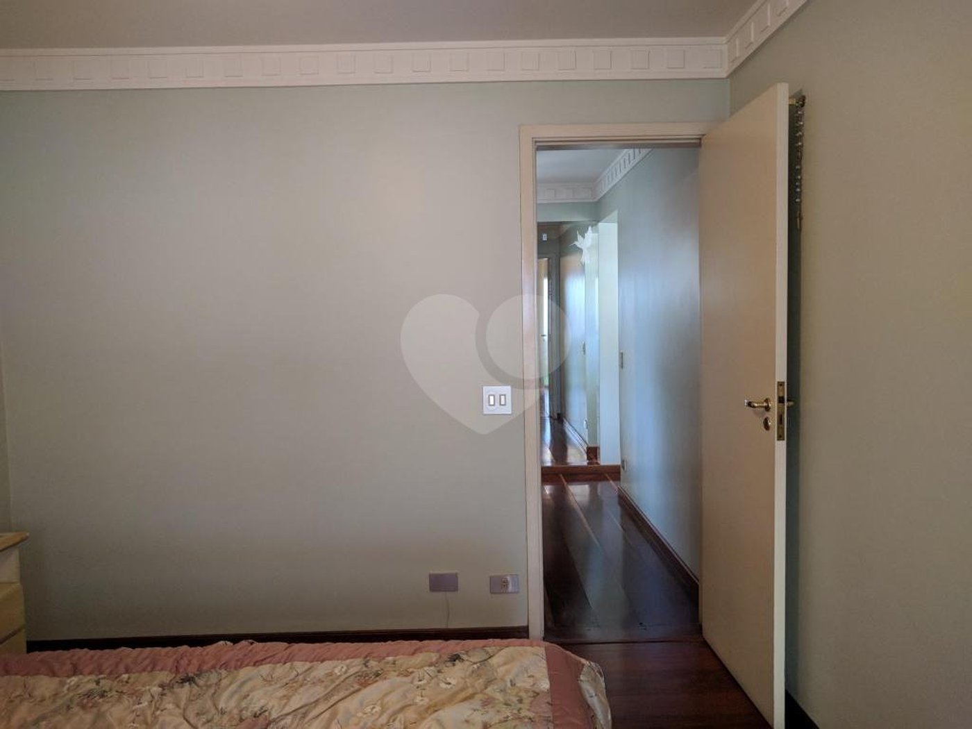 Sobrado à venda ou para alugar com 5 quartos, sendo 3 suítes, em Jardim Marajoara, São Paulo, SP