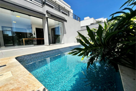 Casa à venda com 3 suítes em Vila Popular, Itapetininga, SP