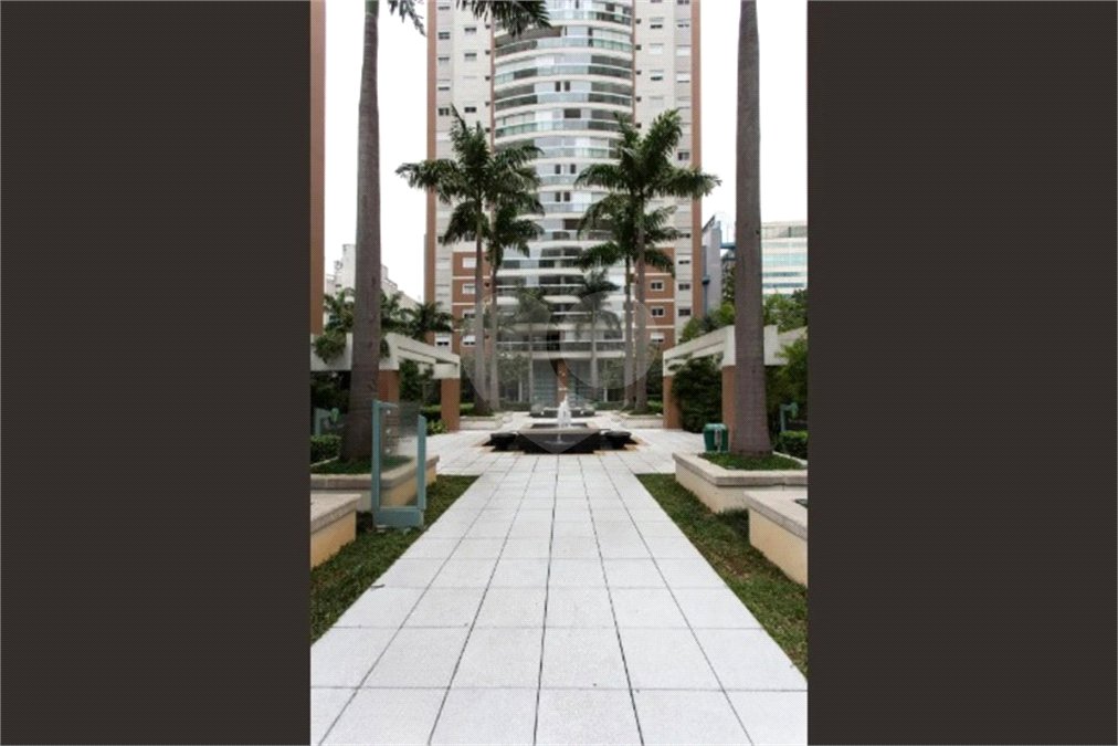 Apartamento à venda com 3 suítes em Vila Olímpia, São Paulo, SP