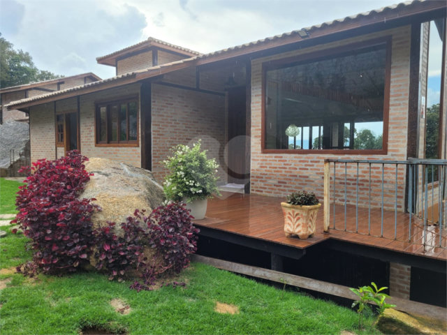 Casa à venda com 2 quartos, sendo 1 suíte,  em Serra da Cantareira, Mairiporã, SP