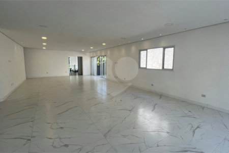Casa à venda com 4 suítes em Jardim Paulista, Atibaia, SP