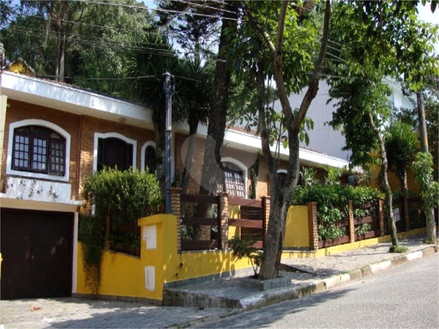 Casa Térrea à venda com 4 quartos, sendo 2 suítes,  em Vila Albertina, São Paulo, SP