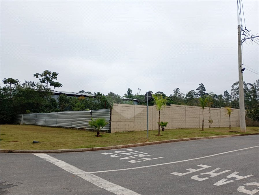 Terreno à venda em Cézar de Souza, Mogi das Cruzes, SP