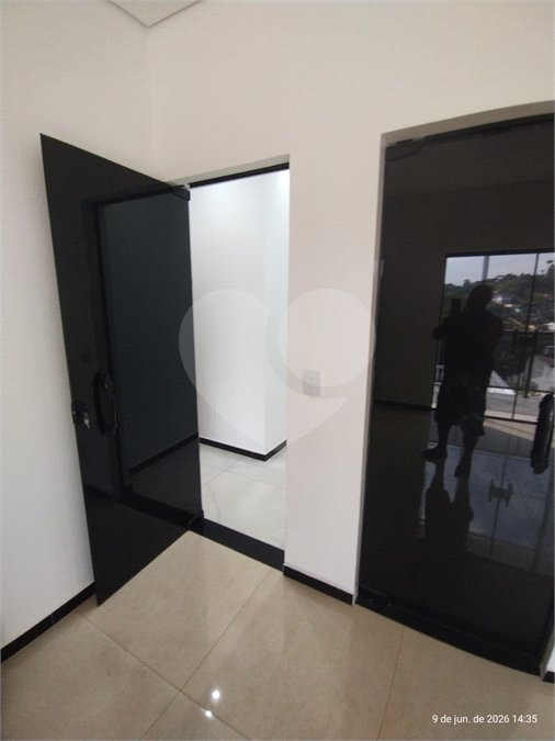 Chácara à venda com 4 quartos, sendo 1 suíte,  no Centro, Biritiba-mirim, SP